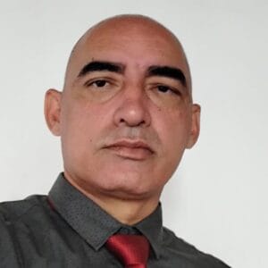 Cidney Freitas – Corretor e Avaliador de Imóveis